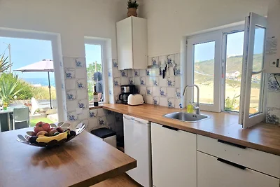 Ocean view house Monte Clerigo
