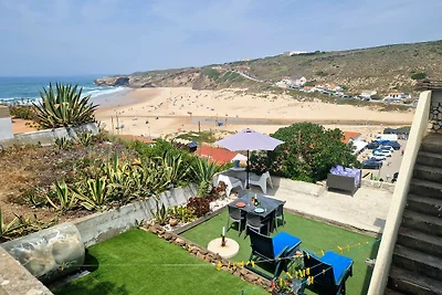 Ocean view house Monte Clerigo