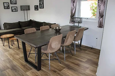 Chalet 144 Kaatsheuvel