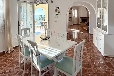 Ferienhaus - 100 Meter vom Strand