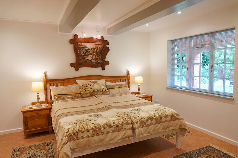 Woodpecker Schlaftzimmer 1 mit Kingsize XL Bett