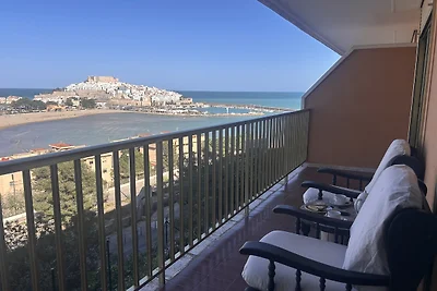 chateau , mer et nature