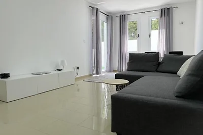Saphira Lagoon Apartment