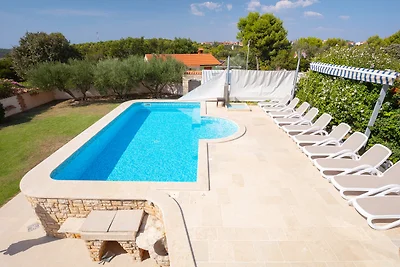 Villa Nicole