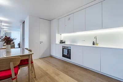 Nomad's Lux - 2BDR Almada Private Porto