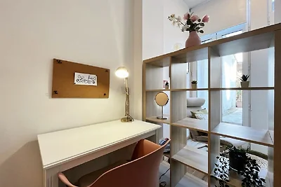 Nomad's Boulevard Flats - Suite & Terrace 1