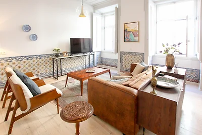 Nomad's Downtown Lisbon - 3BDR Charming...