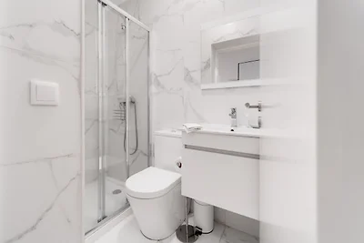 Nomad's Boulevard Flats - Suite & Terrace 1