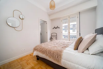 Nomad's By Sta Catarina Flats - 3BED Moments