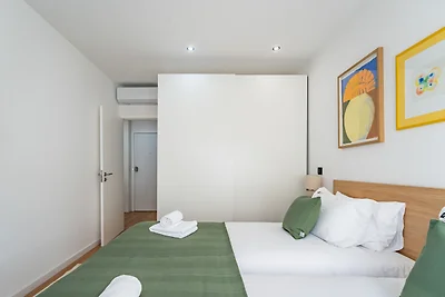 Nomad's Easy Stay - The Lounge & Rest in...