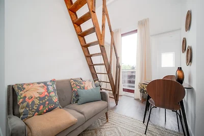 Nomad's Nest in Bonfim - 1BED Balcony & View