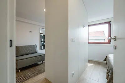 Nomad's Lux - 1BDR Charming Top Floor Porto