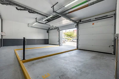 Nomad's Lux - 2BDR & Parking Flores Square...