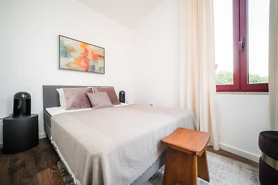 Nomad's Nest in Bonfim - 1BED Balcony & View