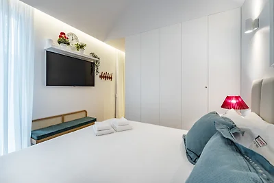 Nomad's Lux - 2BDR Almada Private Porto