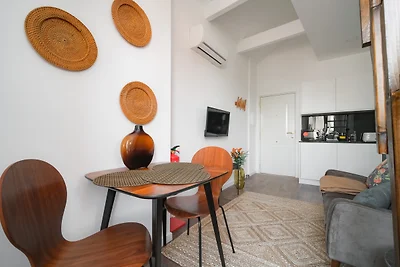 Nomad's Nest in Bonfim - 1BED Balcony & View