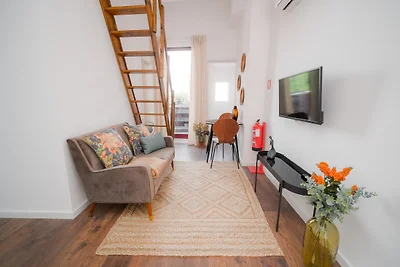 Nomad's Nest in Bonfim - 1BED Balcony & View
