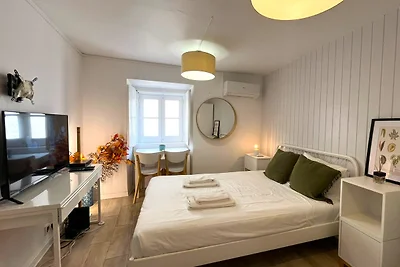 Nomad's Castel Lisbon - 1BDR The Traveler