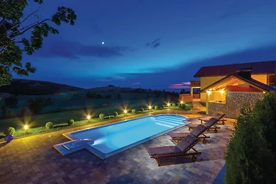 Villa Mila