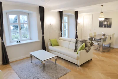 Schlosswohnung Land und Meer