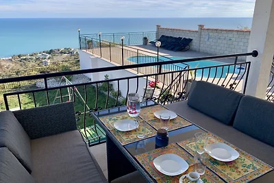 Villa Vista Cliff Retreat