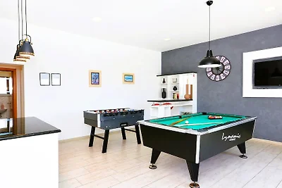 "Villa Karmen", Podstrana, Croatia