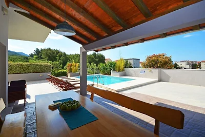 "Villa Karmen", Podstrana, Croatia