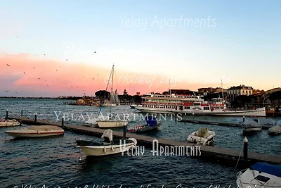 Yelay Apartments & Holiday -Balcony