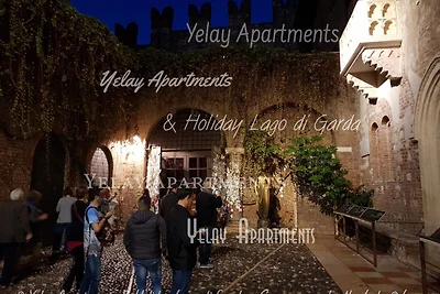 Yelay Apartments & Holiday -Balcony