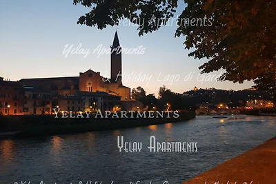 Yelay Apartments & Holiday -Balcony