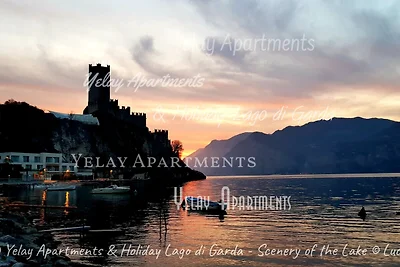 Yelay Apartments & Holiday -Balcony