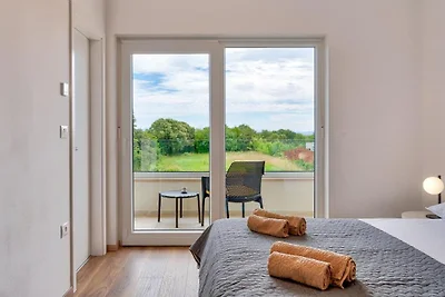 Istrian Villa Near Sea & Pool