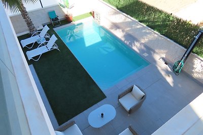 Luxuriöse Villa mit privatem Pool