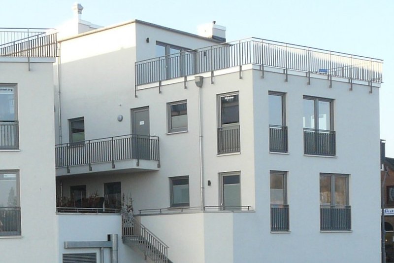 Wohnung im Hochparterre - Toplage mit Hafenblick