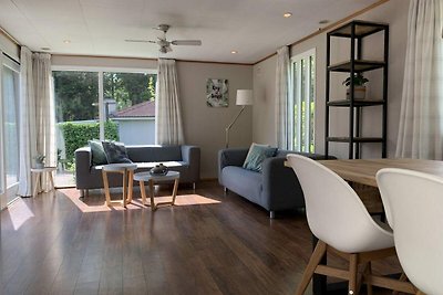 Tiny Chalet
