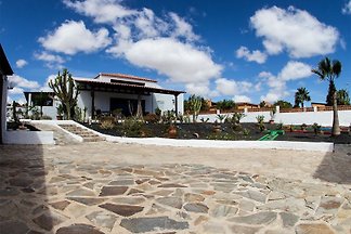 Villa Naranja avec piscine u. Minigolf