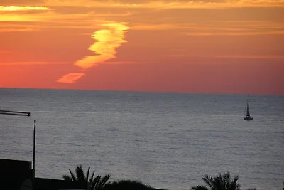 SOLMAR sulla spiaggia / vista mare