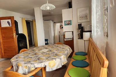 Apartments Karlobag
