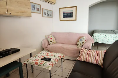 Apartments Karlobag