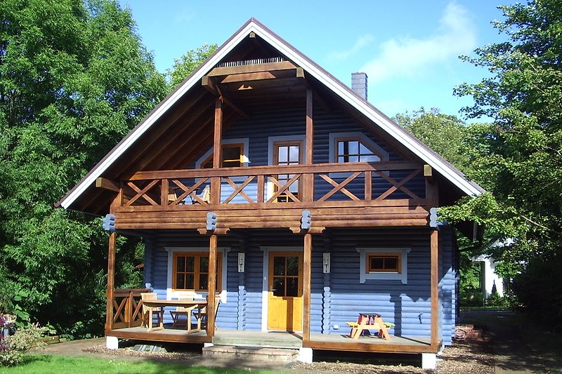 Terrasse mit Garten