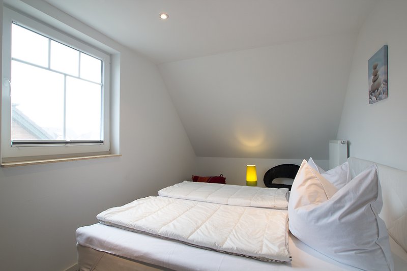1. Schlafzimmer mit Doppelbett