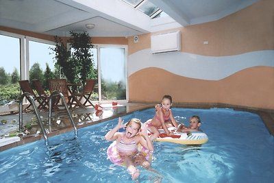 BIENESTAR Villa JOSKA con piscina cubierta
