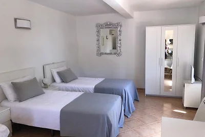 Cortijo Alegria 11 Apartments