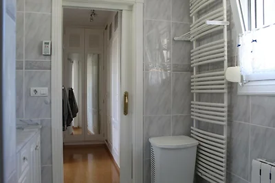 Ferienhaus Flora mit Privatpool
