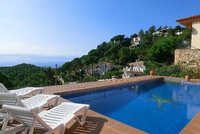 LL 914 Espagne villa avec piscine