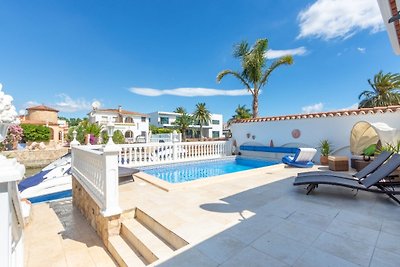 Ferienhaus in Empuriabrava am Kanal