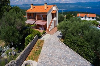 Vrsek 2 - in posizione tranquilla