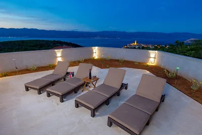 Villa Vista mit Pool und Meerblick