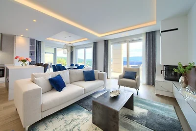 Villa See mit Pool & Panoramablick