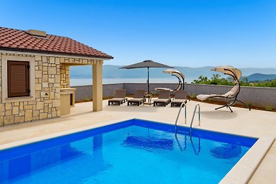 Villa Vista with a pool, sea view